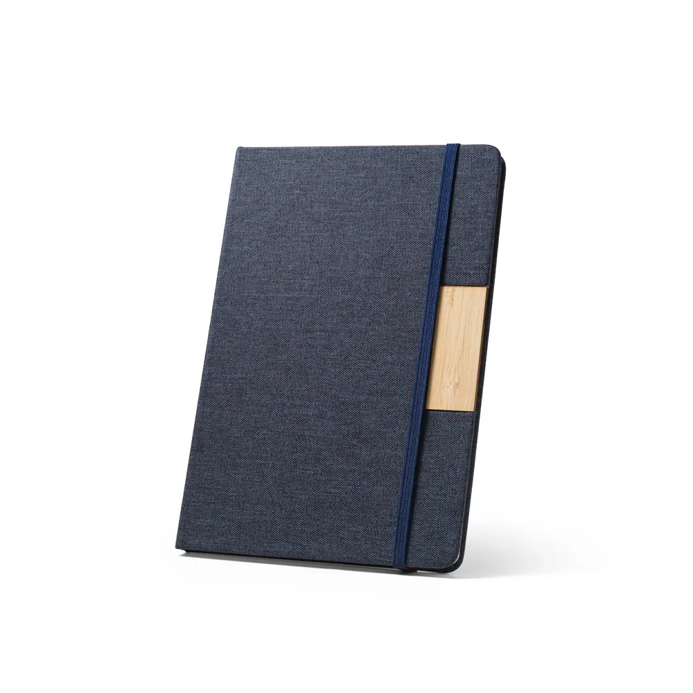 MARQUEZ-Caderno-A5-em-tecido-poliester-100-reciclado-100-rPET-com-folhas-pautadas-AZUL-MARINHO-42663-1